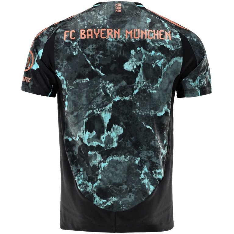 bayernmunich7  Trendy and Sporty