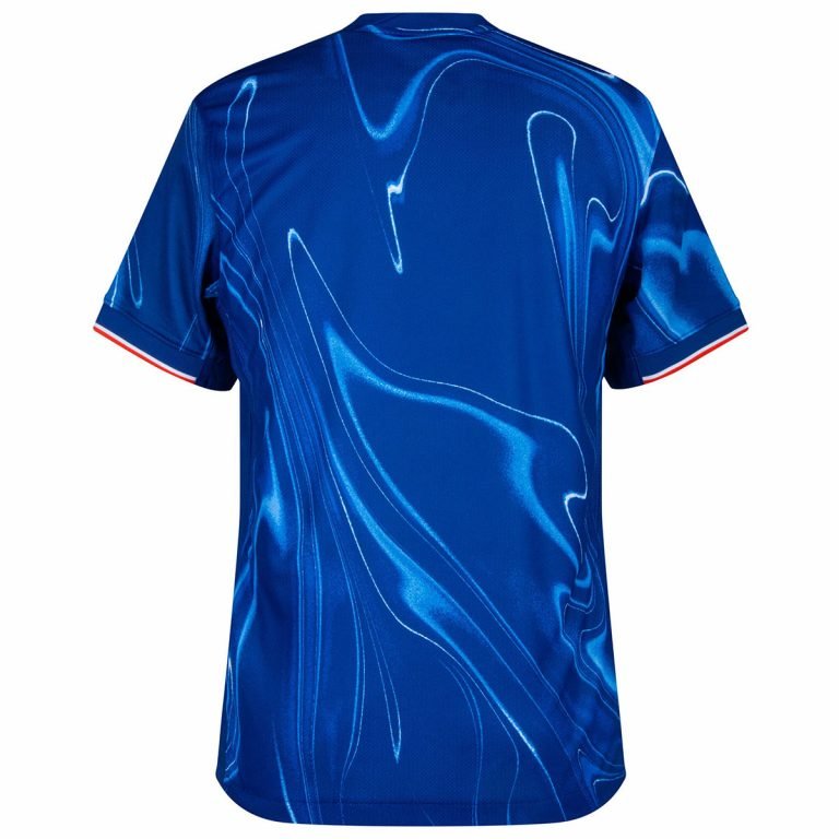 chelsea8  Trendy and Sporty