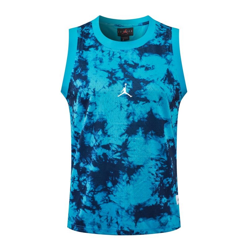 c47ab528  Trendy and Sporty