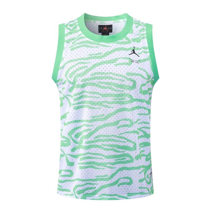 e070928f  Trendy and Sporty